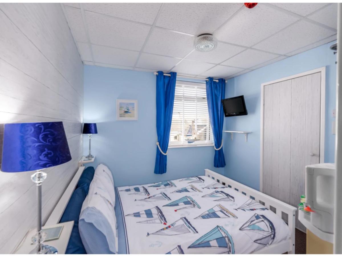 Bed and Breakfast By The Seaside Blackpool Exterior foto