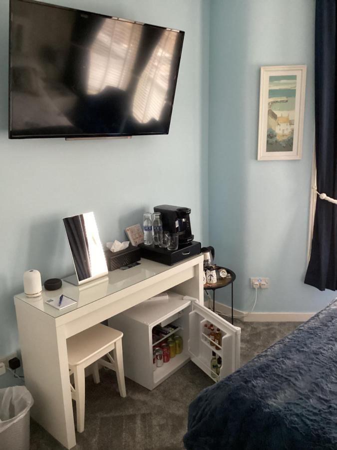 Bed and Breakfast By The Seaside Blackpool Exterior foto