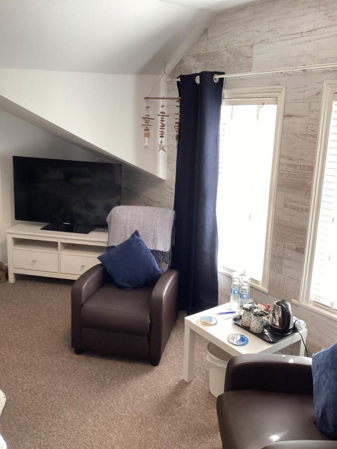 Bed and Breakfast By The Seaside Blackpool Exterior foto